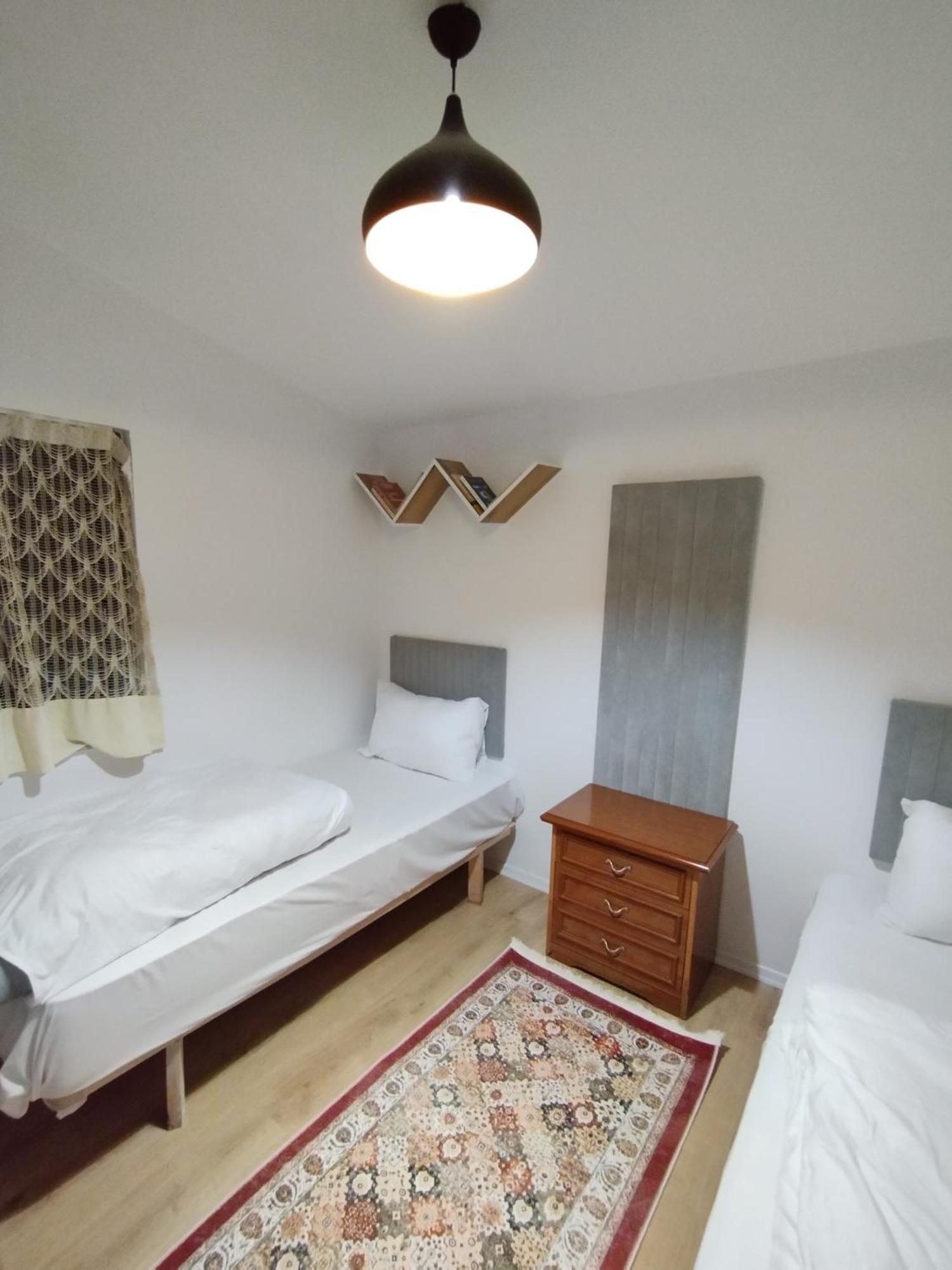 2 Single Bedroom Tiranë
